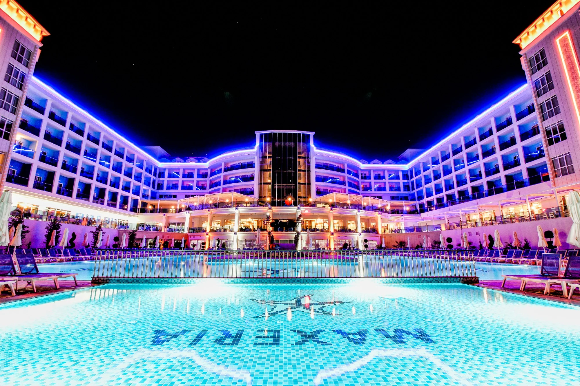 Maxeria Blue Didyma Hotel 2020 havuz ve cephe fotoğraf 11