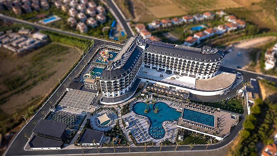 Raxeria Hotel 2026 mermer uygulamaları