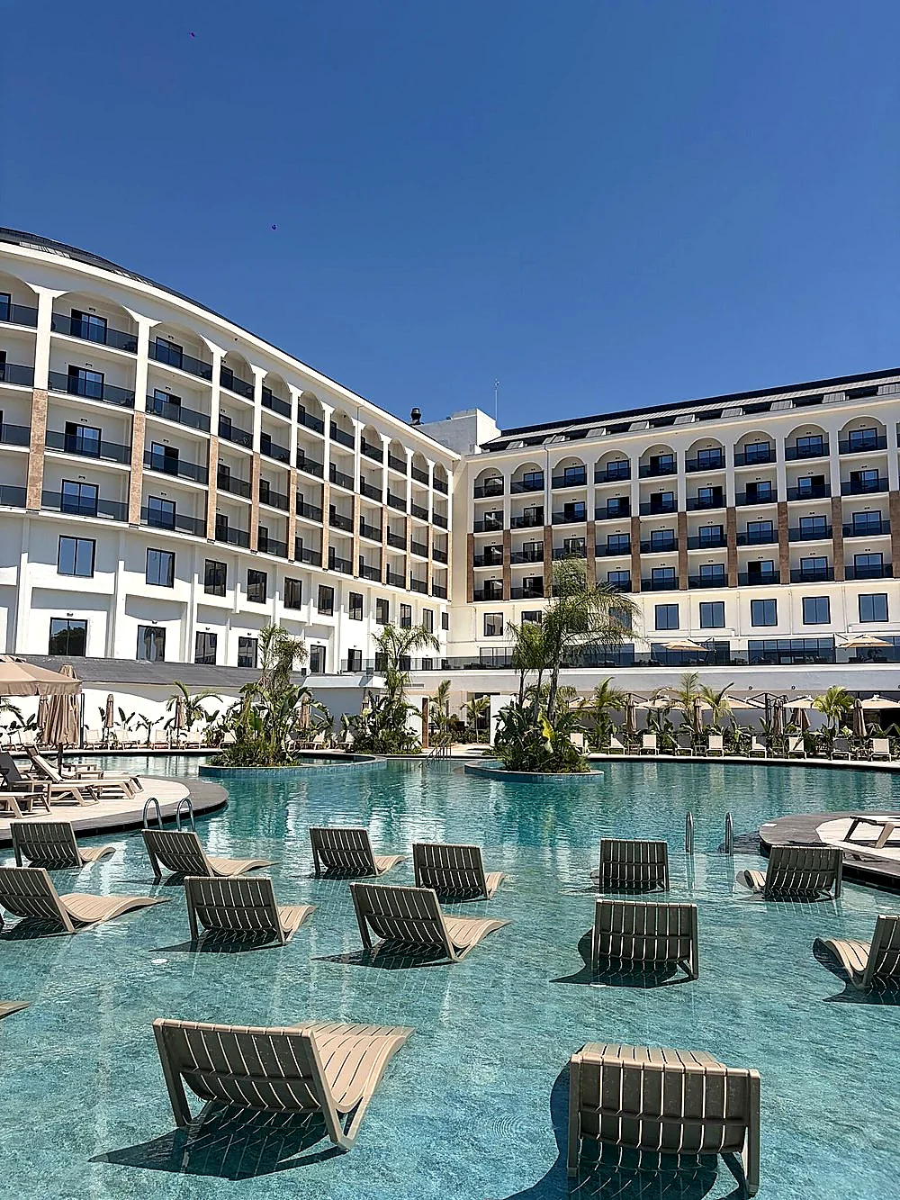 Royal Atlantis Icon 2025 doğal taş ve mermer uygulamaları